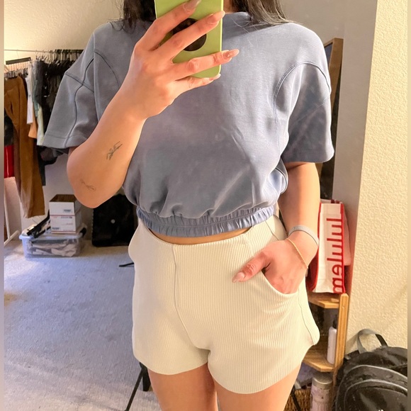 🚨SINCERELYLEONA IS LIVE 8/10 @ 3PM PST 🚨✨ 🚨 COME SAY HI! ✨ - Picture 9 of 14